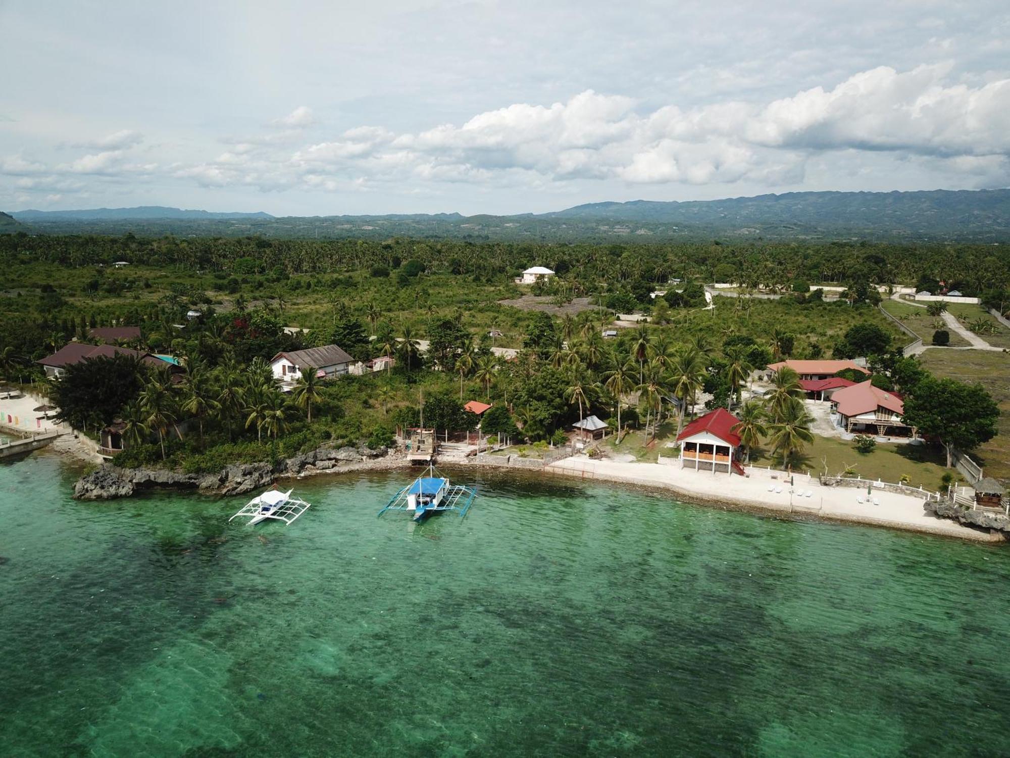 Tauig Beach Resort Moalboal Kültér fotó