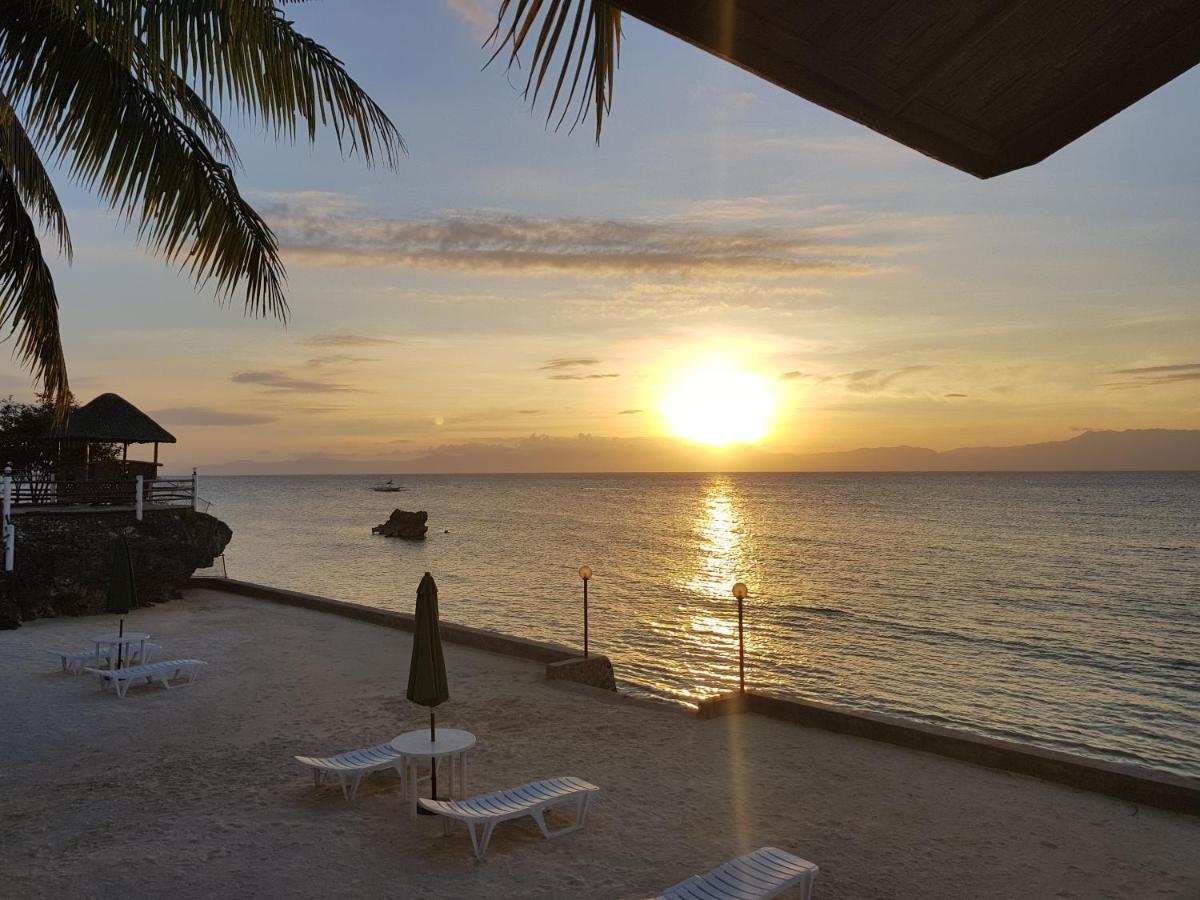 Tauig Beach Resort Moalboal Kültér fotó