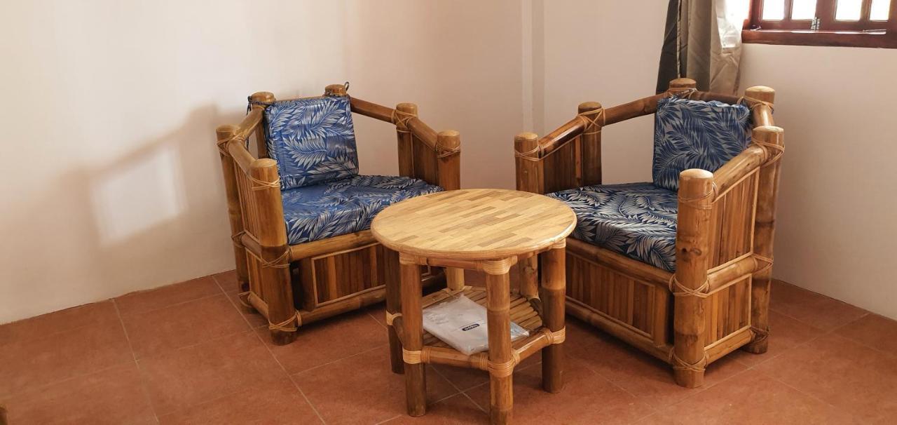 Tauig Beach Resort Moalboal Kültér fotó