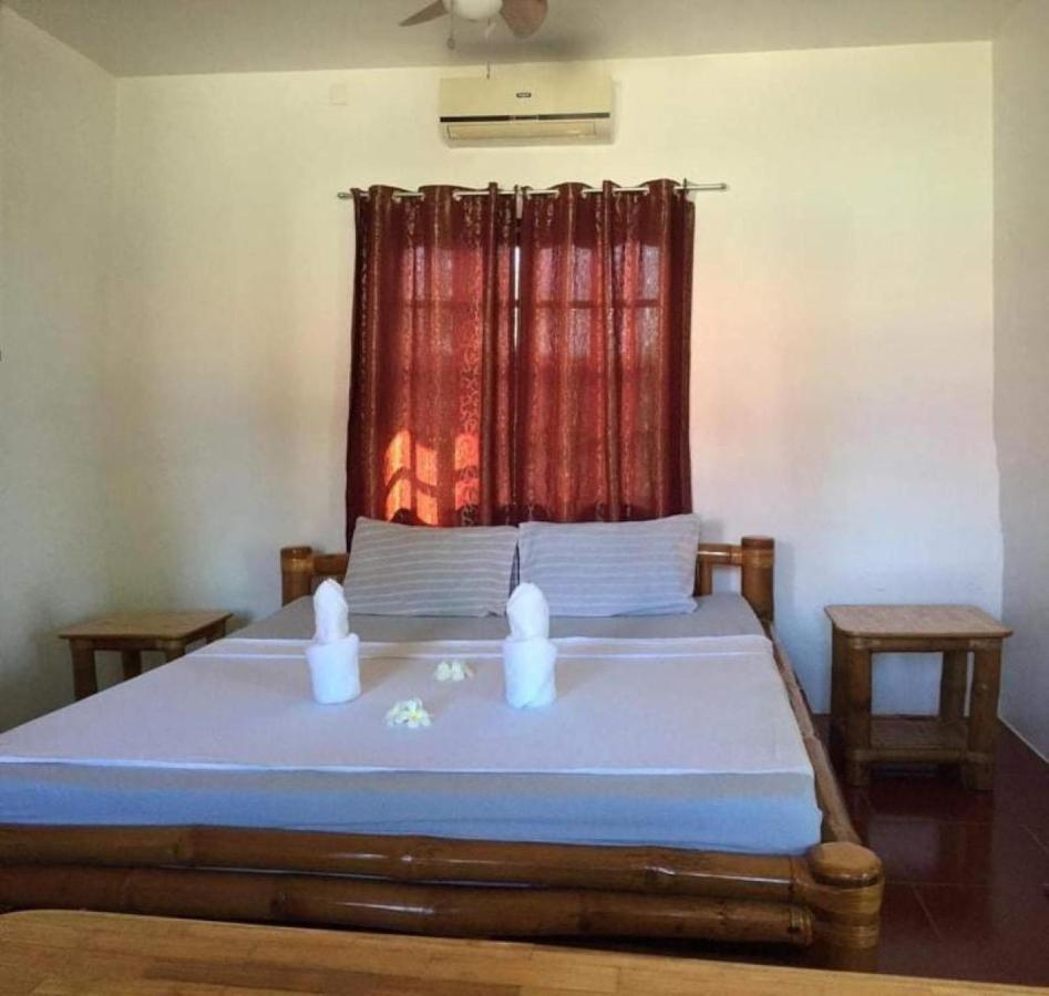 Tauig Beach Resort Moalboal Kültér fotó