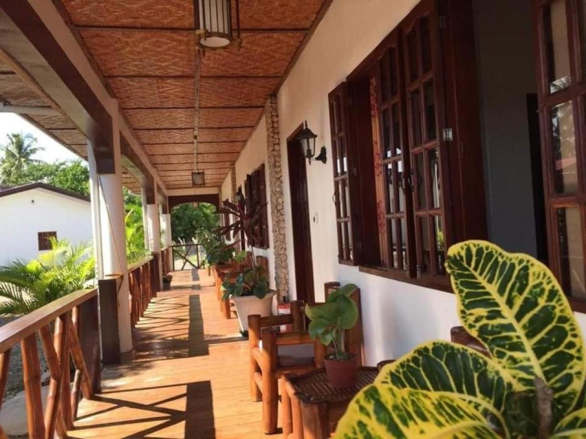 Tauig Beach Resort Moalboal Kültér fotó