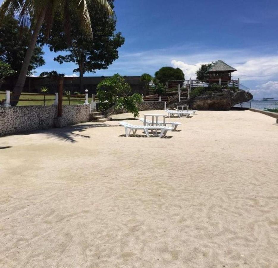 Tauig Beach Resort Moalboal Kültér fotó